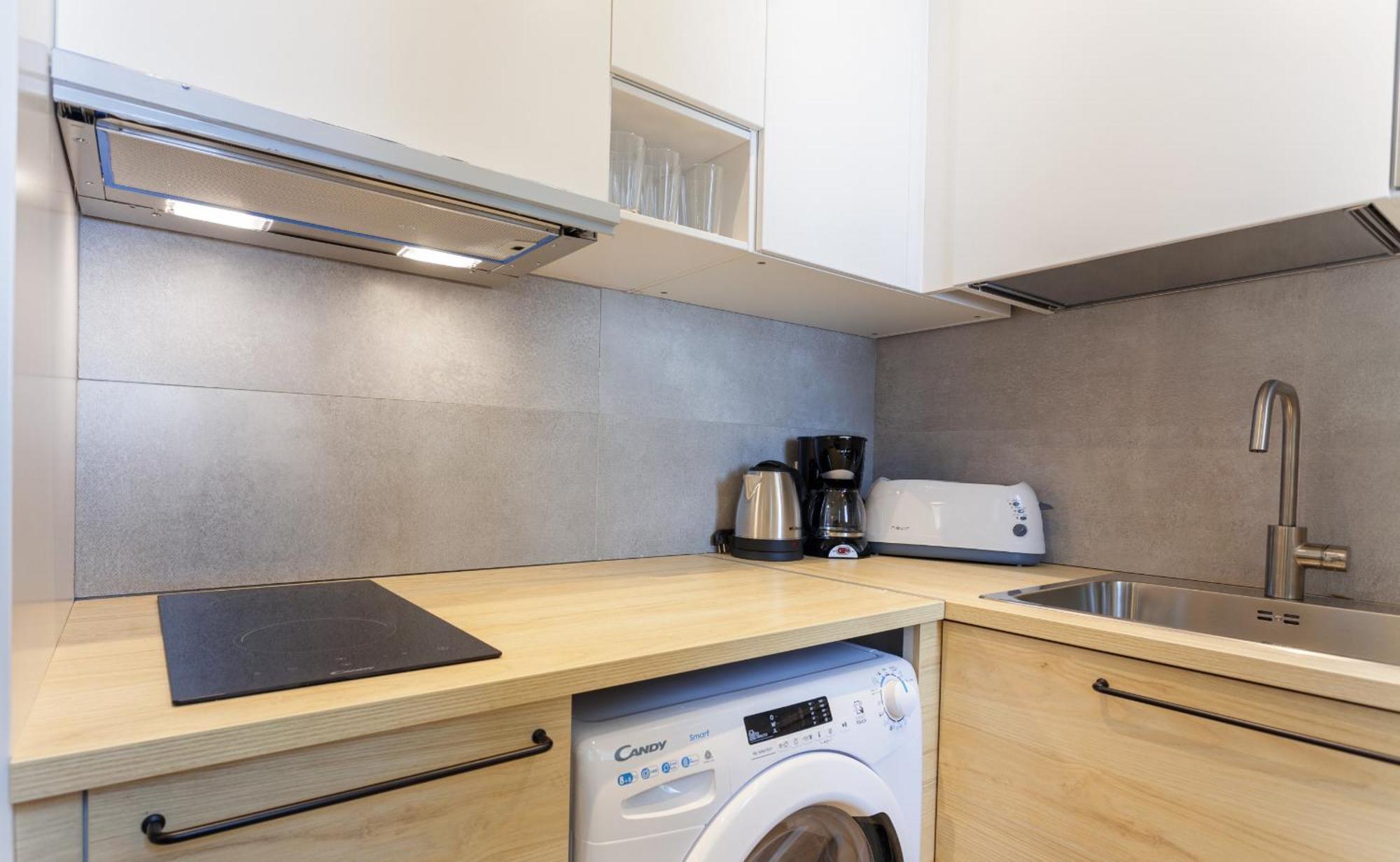 Universidad En Apartment