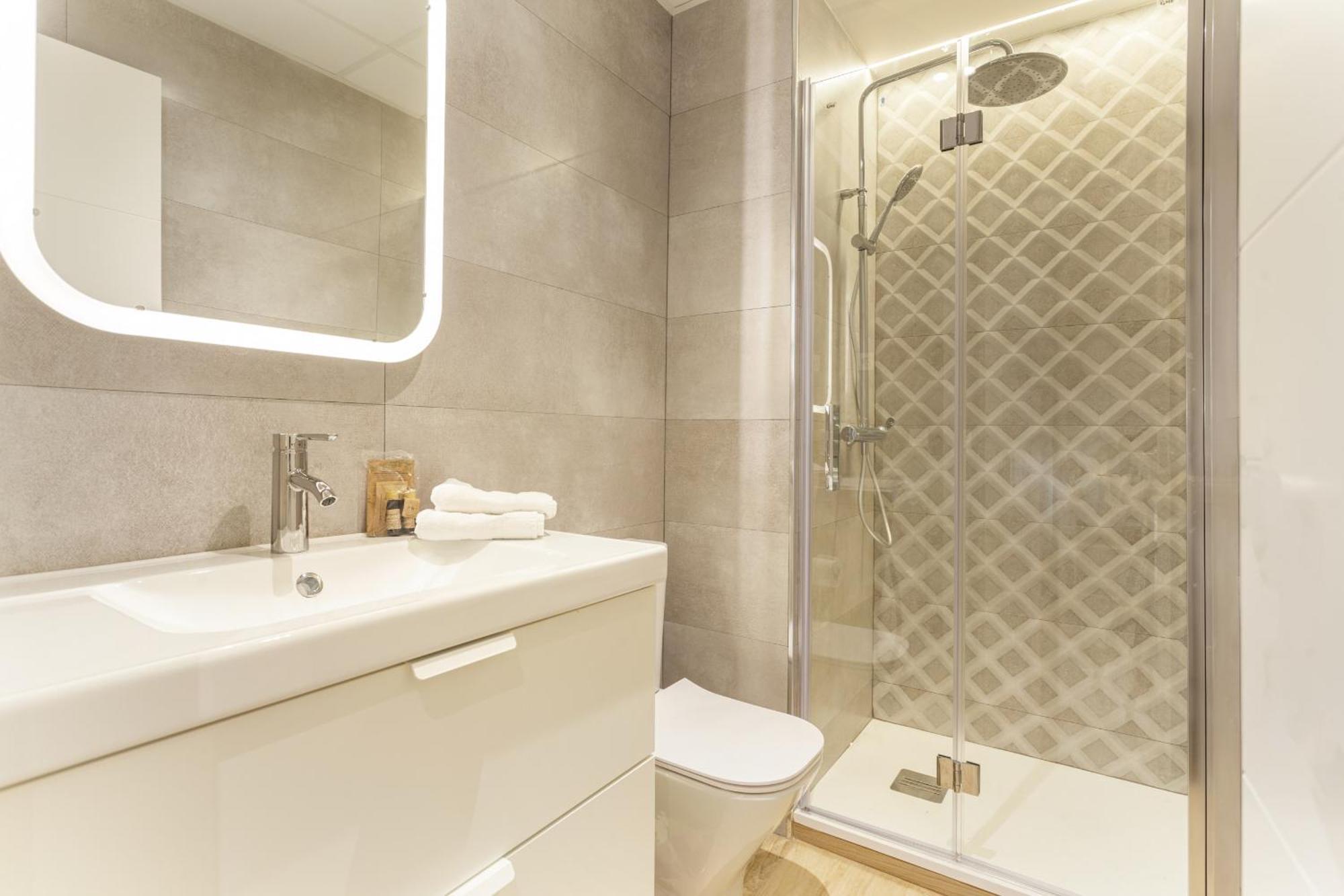 Apartment Universidad En Madrid